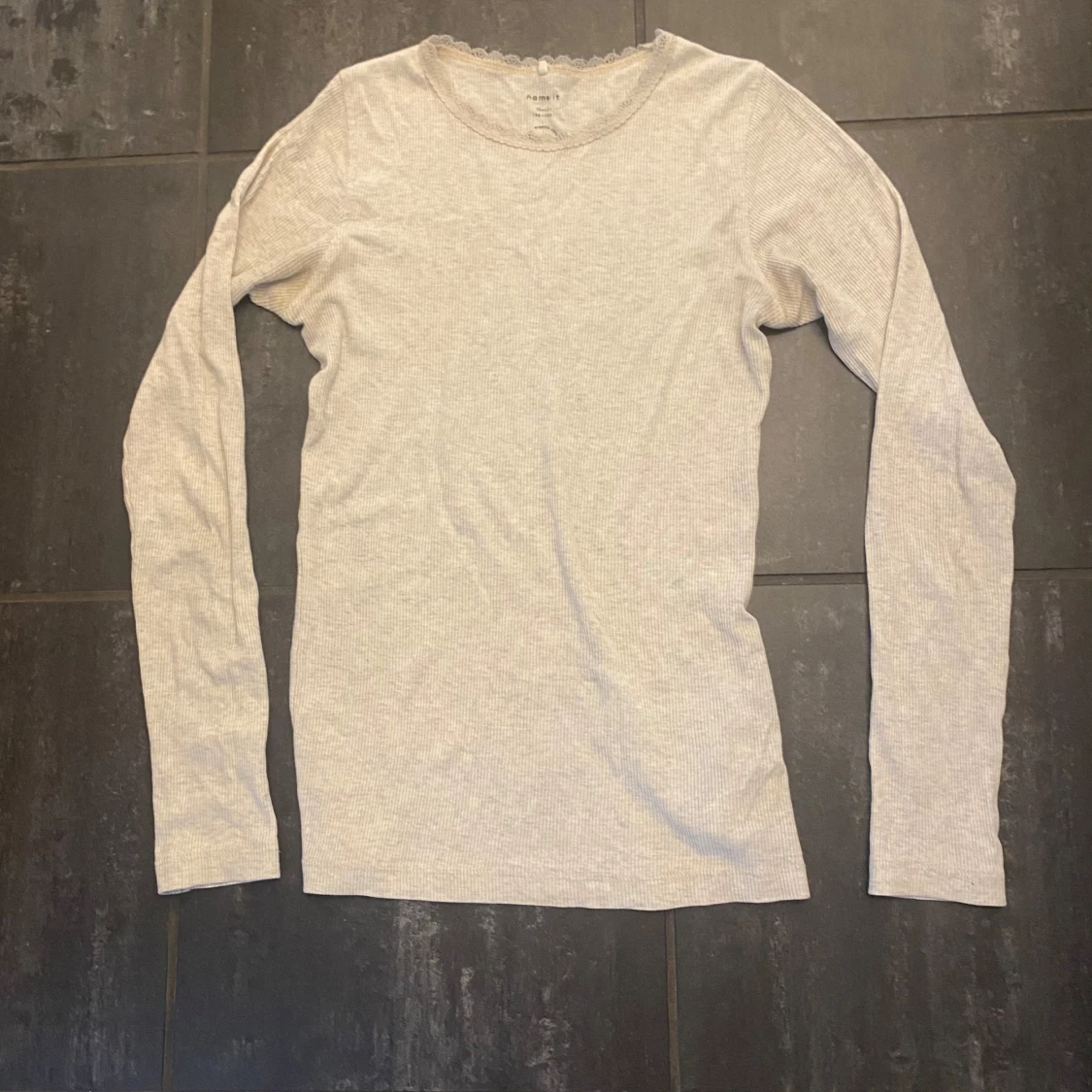 beige tajt ribbad tröja - 2