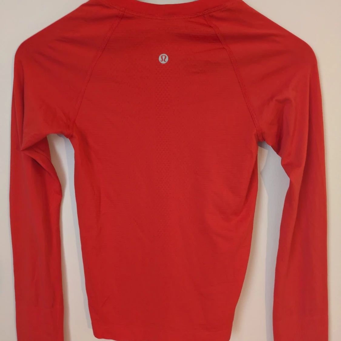 Röd långärmad träningströja Lululemon - 2