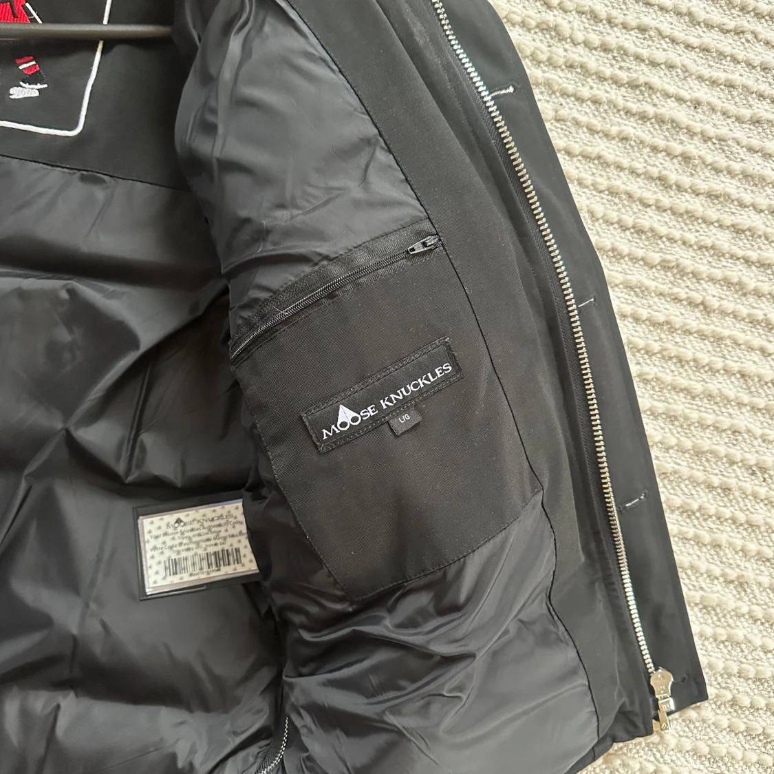 Svart pufferjacka från Moose Knuckles - 1