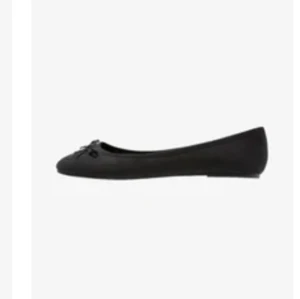 Ballerina skor  - Ballerina skor från Zalando av Anna Field, strl 38 men passar nog 39 bättre💕