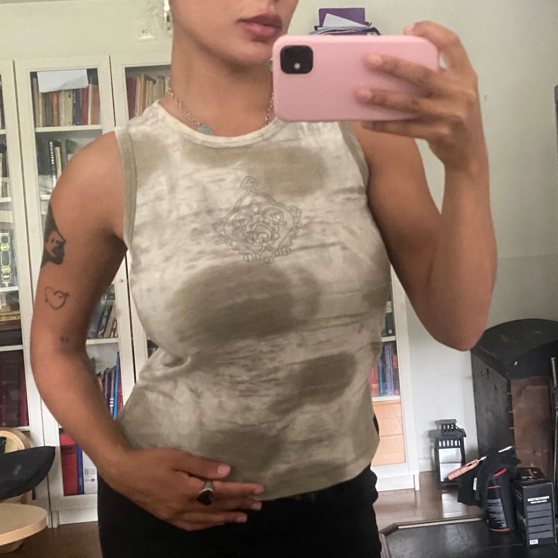 Beige linnetopp med tryck - 1