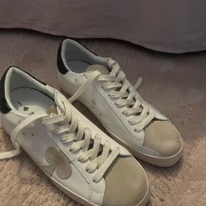 The Gallerist skor  - Helt nya oanvända, äkta självklart men tyvärr utan box. Originalpris 2400kr 