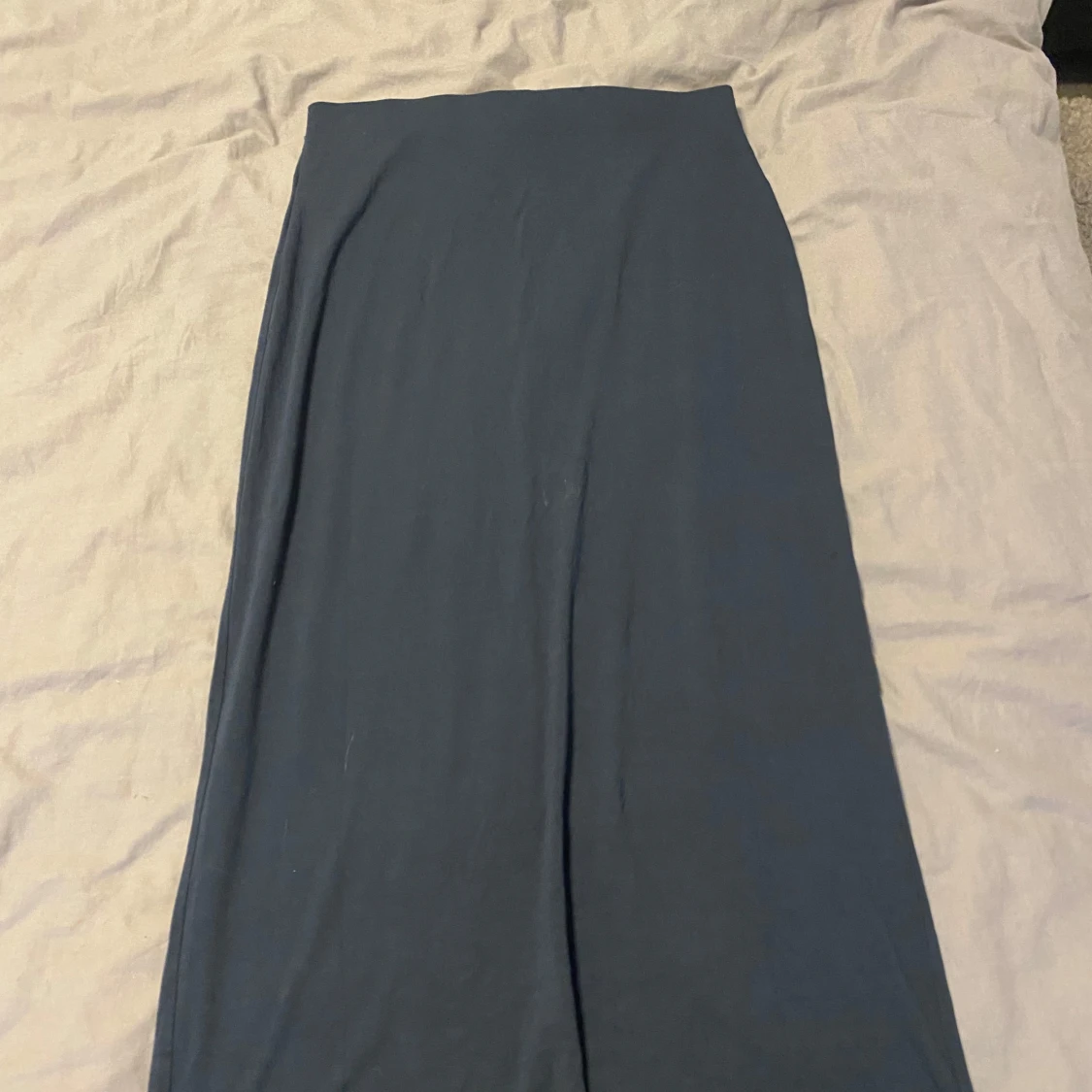 Mörkblå långkjol i bomull