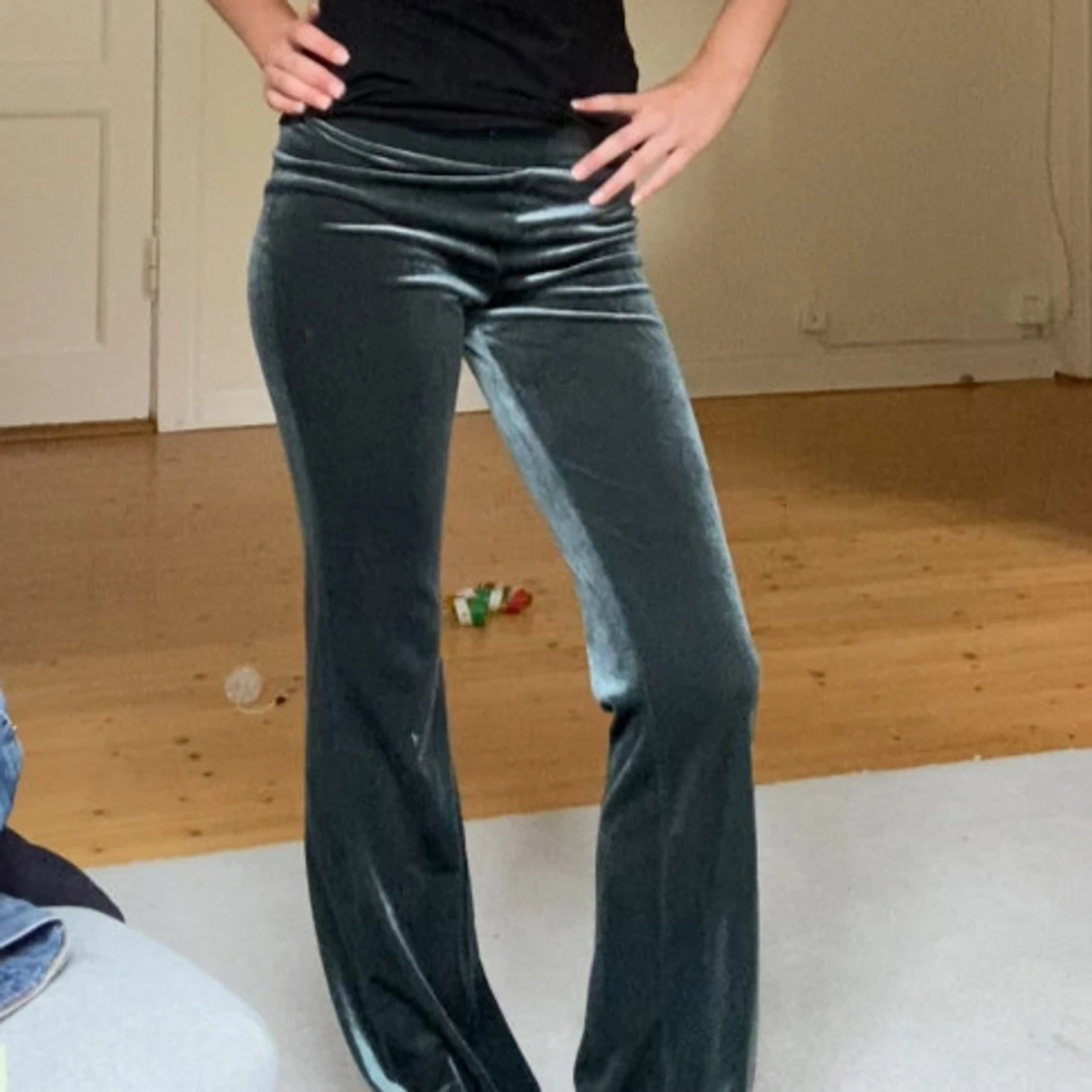 Mörkgröna sammetsbyxor bootcut - 1