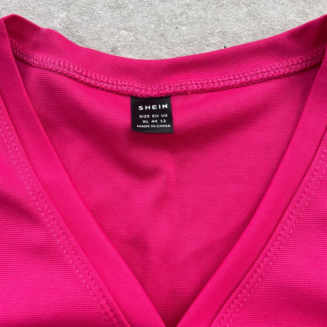 Rosa kortärmad topp från SHEIN - 3