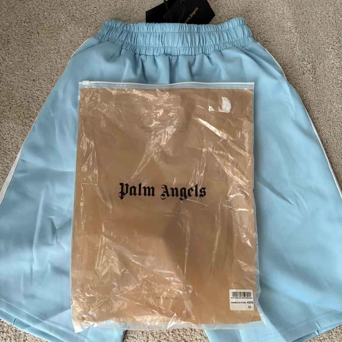 Palm Angels ljusblå shorts med ränder - 4