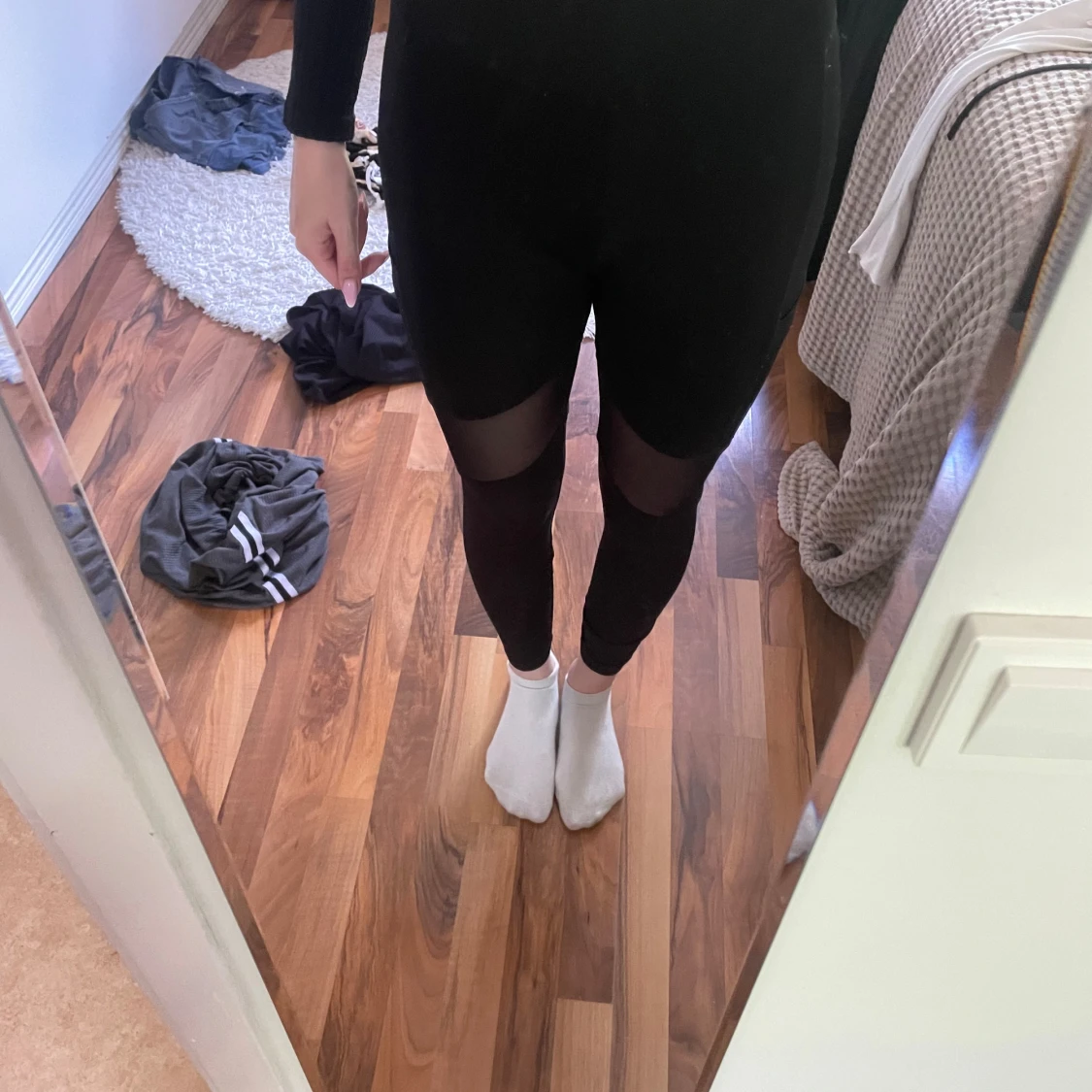 Svarta leggings med mesh från FB Sister