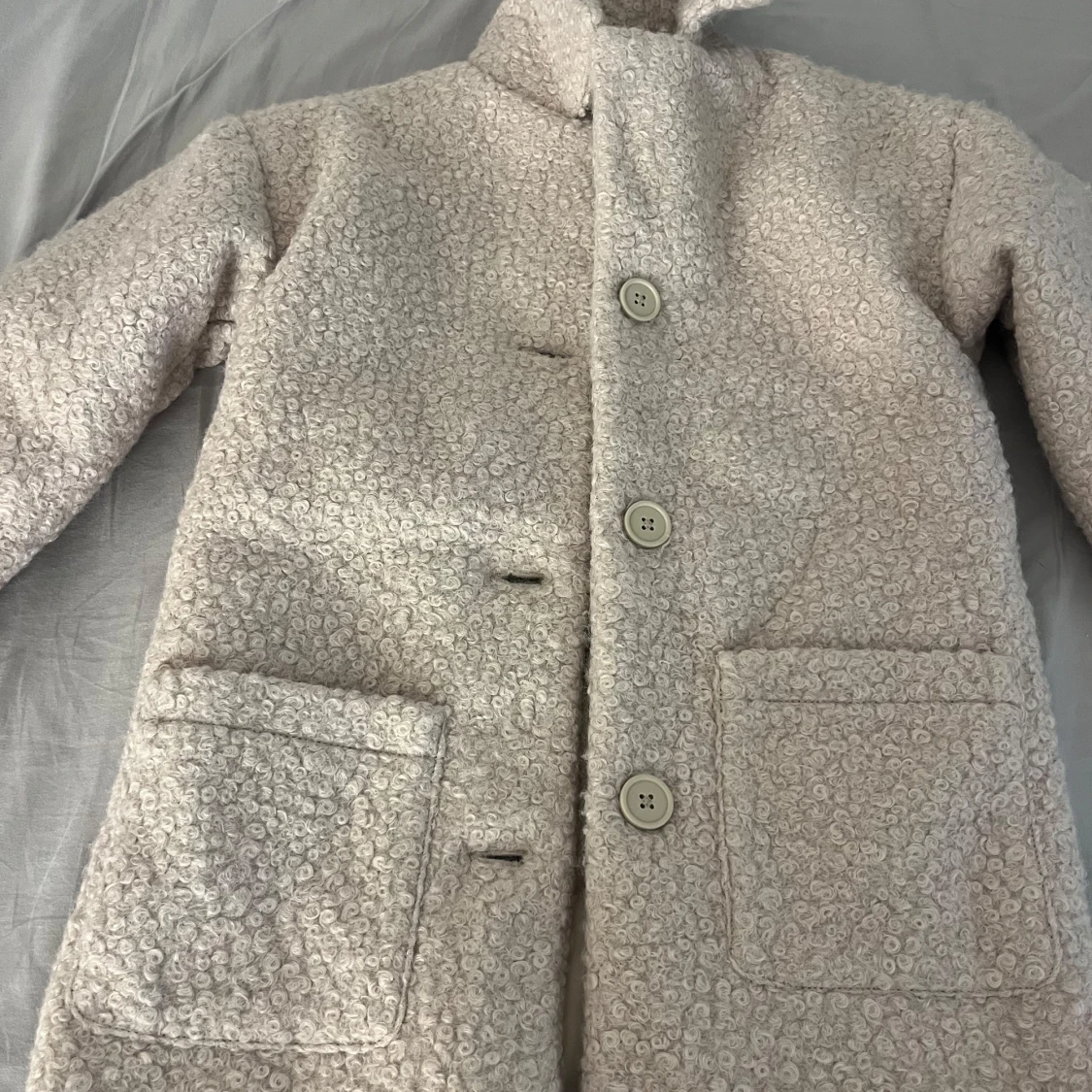 Beige teddyjacka från Name It - 2