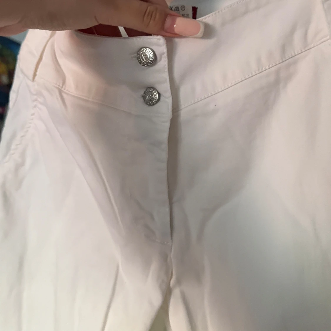 Vita utsvängda bootcut byxor  - 4