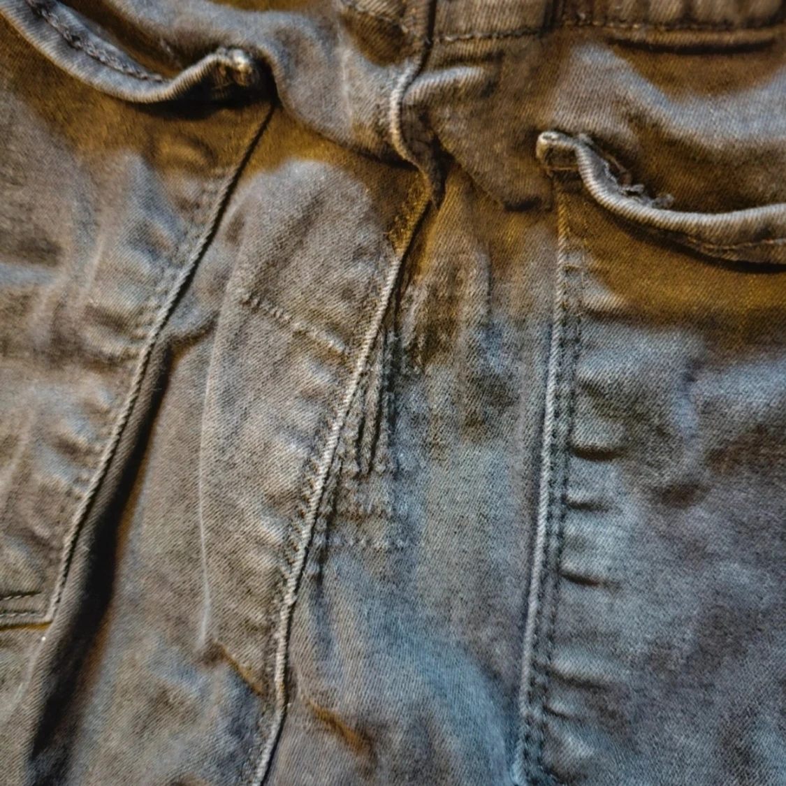 Svart/gråa högmidjade skinny jeans stl 44 - 2