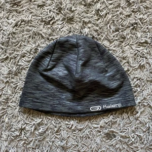 Kalenji beanie skull cap mössa  - Mycket bra skick. One size.
