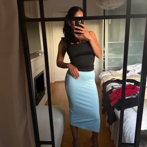 Blå kjol - Använd 1 gång 