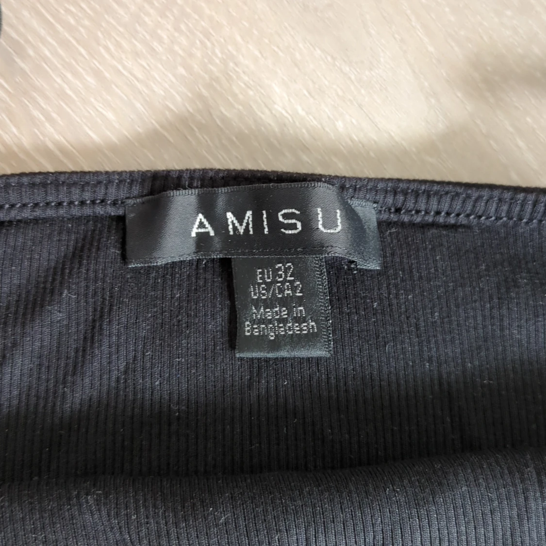 Svart tight kortklänning från Amisu - 1