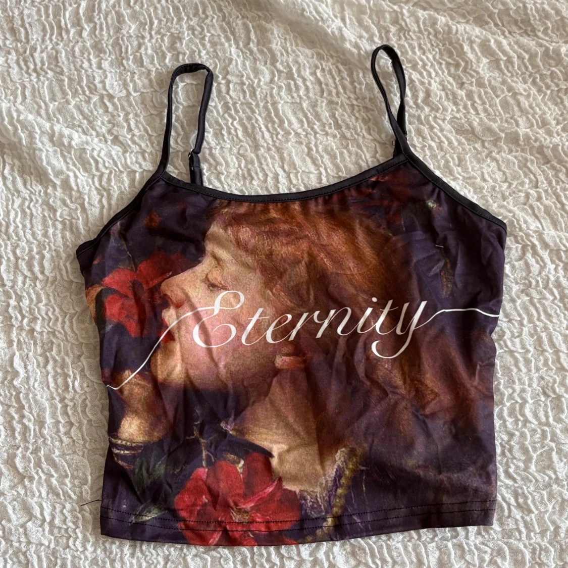 croppad linnetopp med text