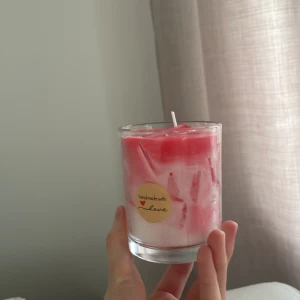 Strawberry latte doftljus - Handgjord av mig