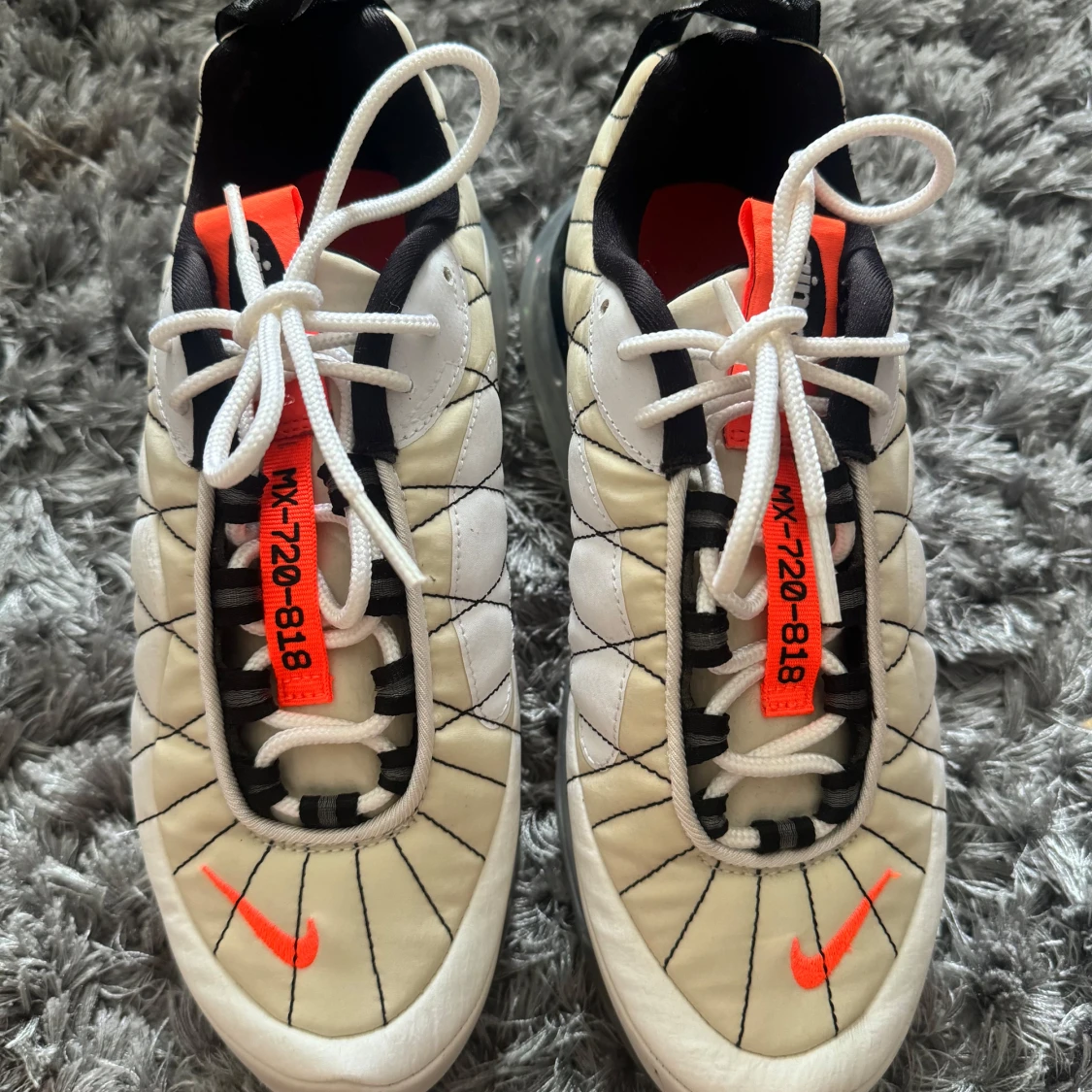 Nike Air Max MX-720-818 vita sneakers