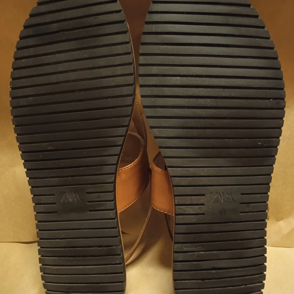 Bruna färg läder sandaler från Zara Man, 44 - 3