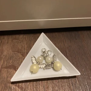 Lyckoängel  - 1 st lyckoängel för 30kr, vill man ha fler kan man höra av sig så fixar vi ett paketpris.