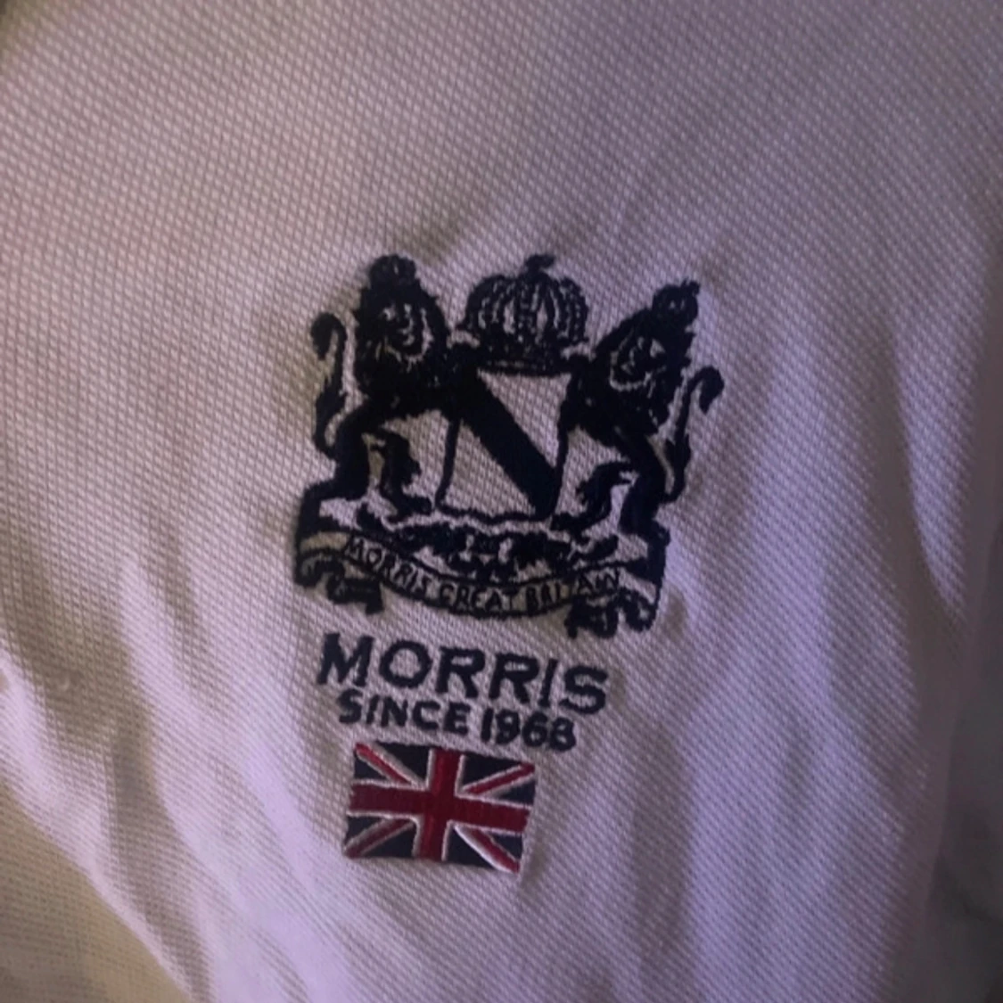 Vit pikétröja från Morris XS - 1