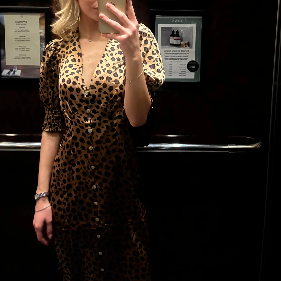 Leopardmönstrad långklänning liknande Adoore - 2