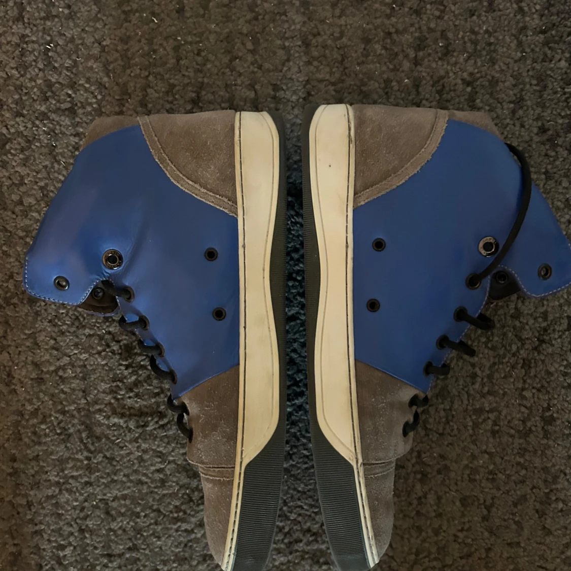 Blå och grå sneakers från Lanvin - 1