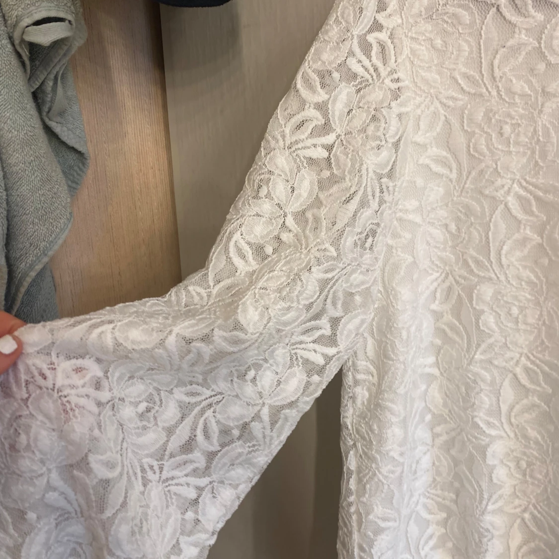 Vit spetsblus från Isolde - 1