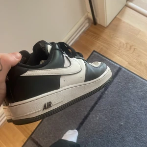 Nike skor - Säljes då de ej används. Storlek 42