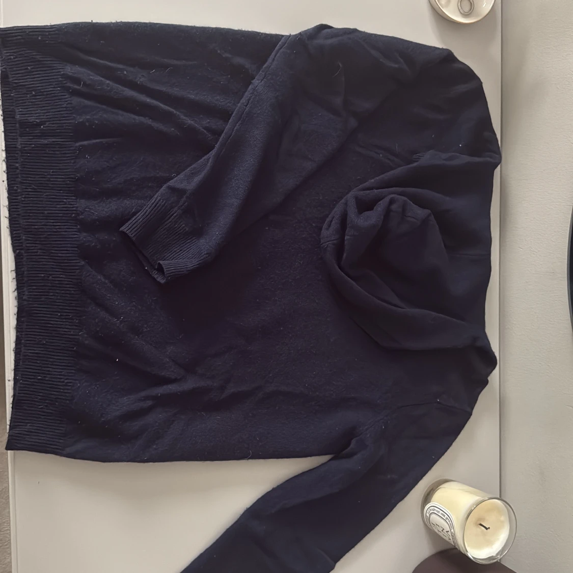 Mörkblå hoodie i kashmir från Soft Goat