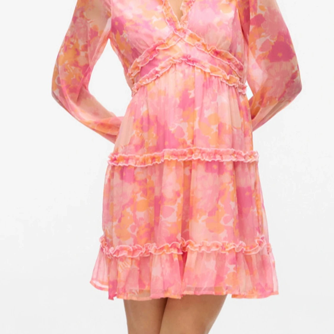 Orange klänning från Vero Moda - 2