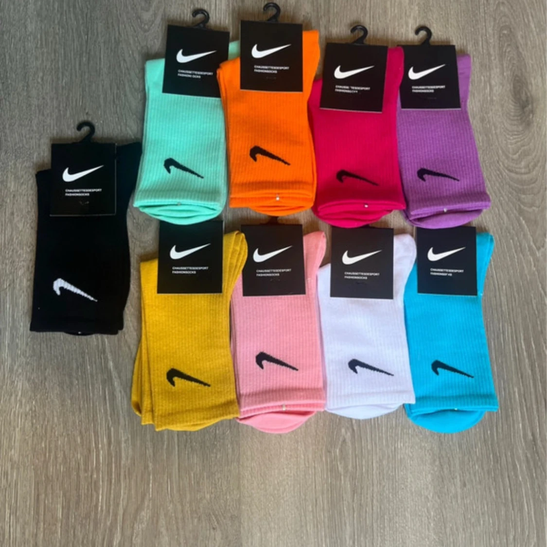 10st Nike strumpor i olika färger. 1-par från varje färg.  - 1