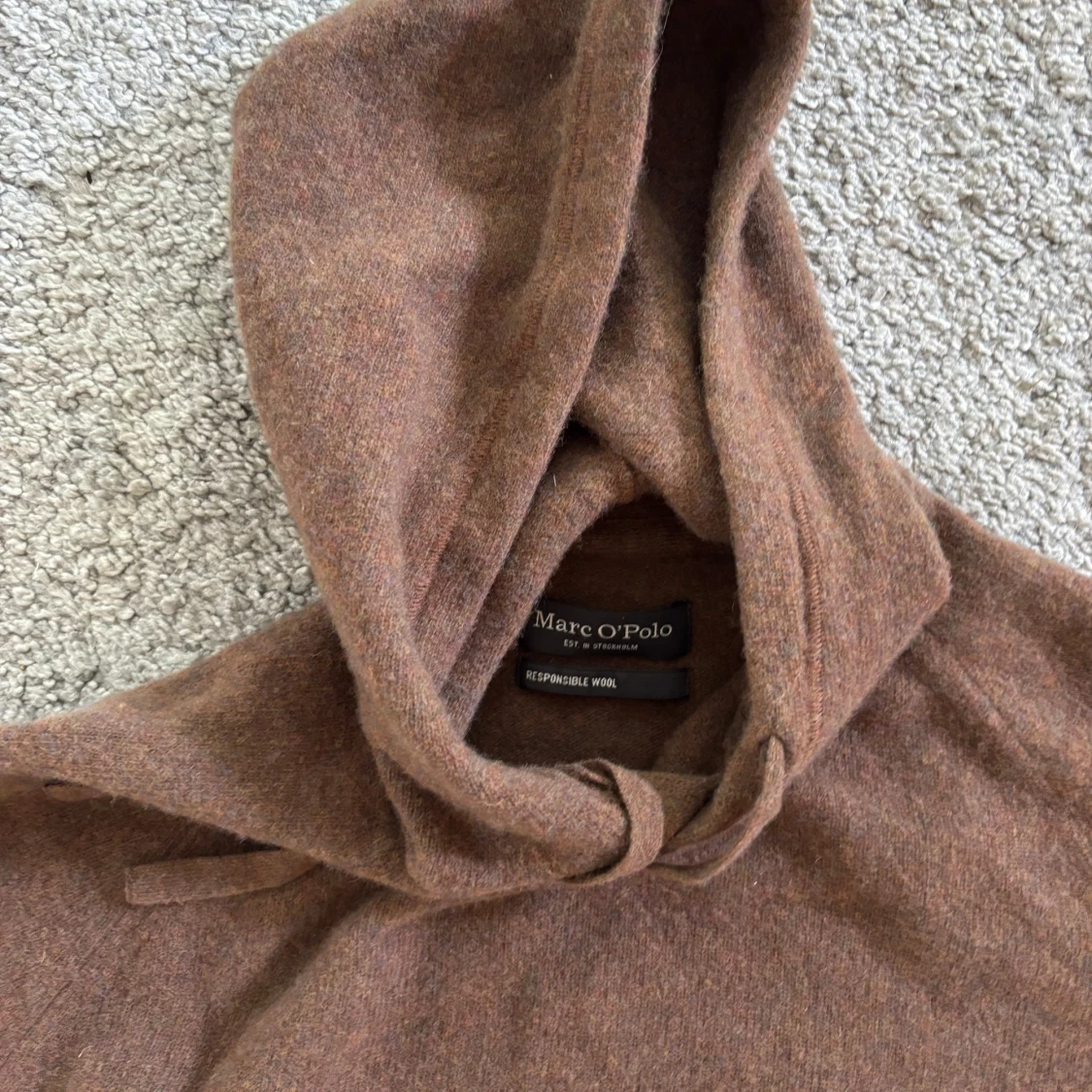 Brun hoodie i ull från Marc O'Polo - 3