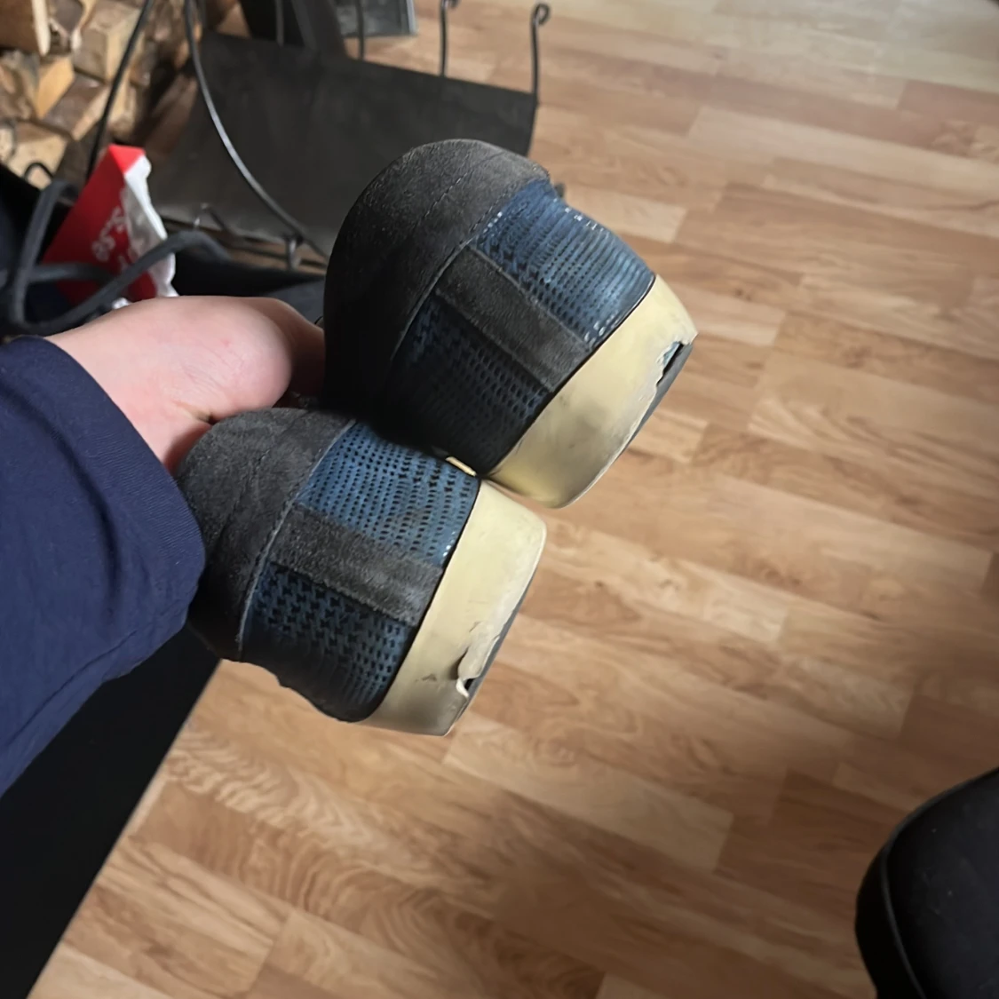 Blå sneakers med snörning - 1