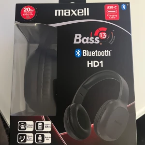 Helt nya hörlurar HD1 - Köpte dom och inte använt dom en gång