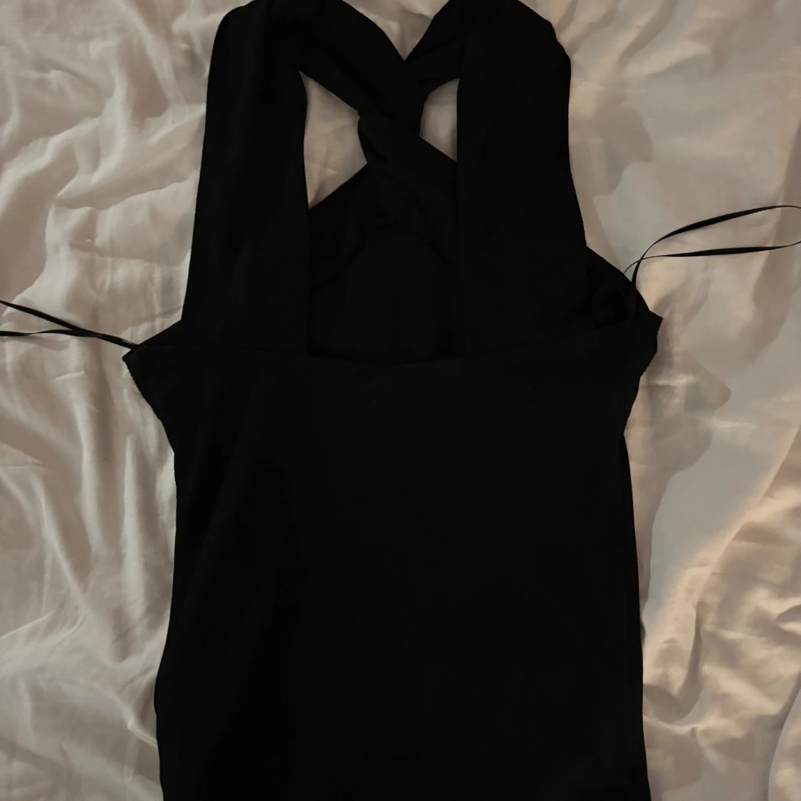 Svart topp från Gina Tricot - 1