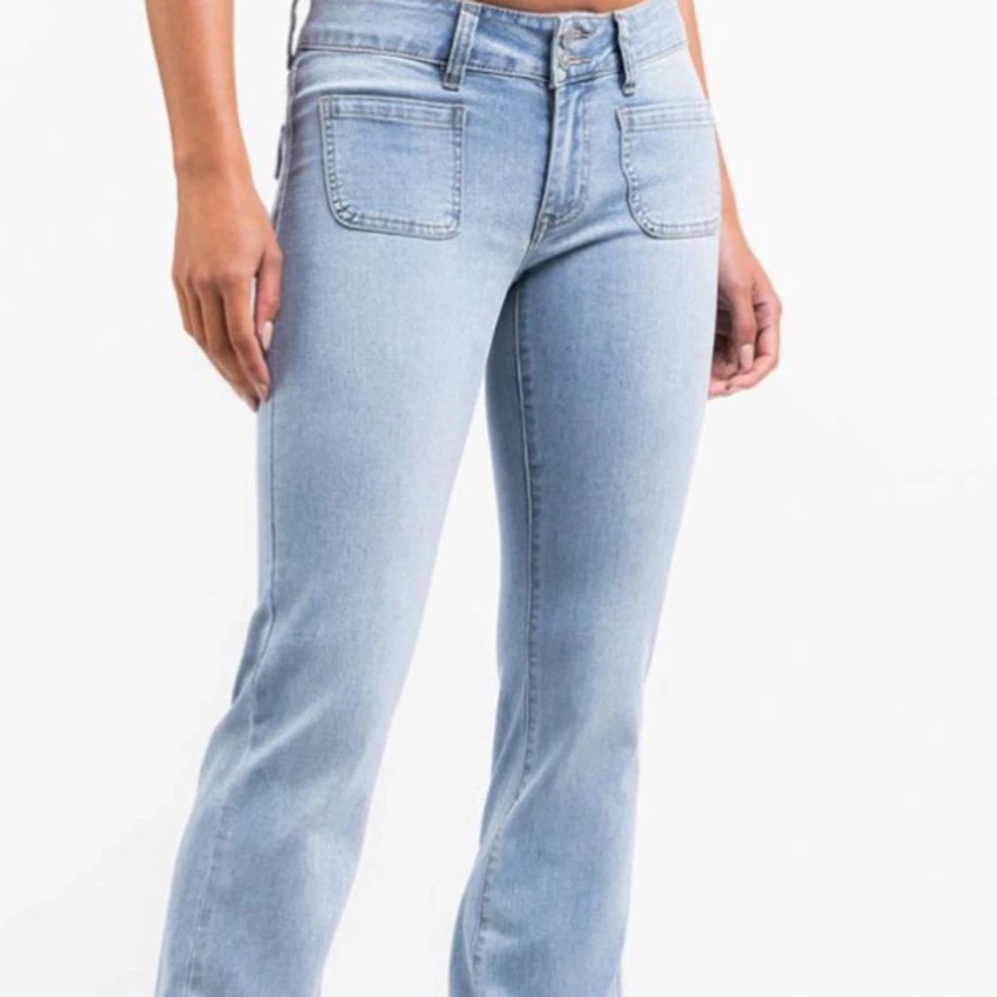 Ljusblå bootcut jeans - 1