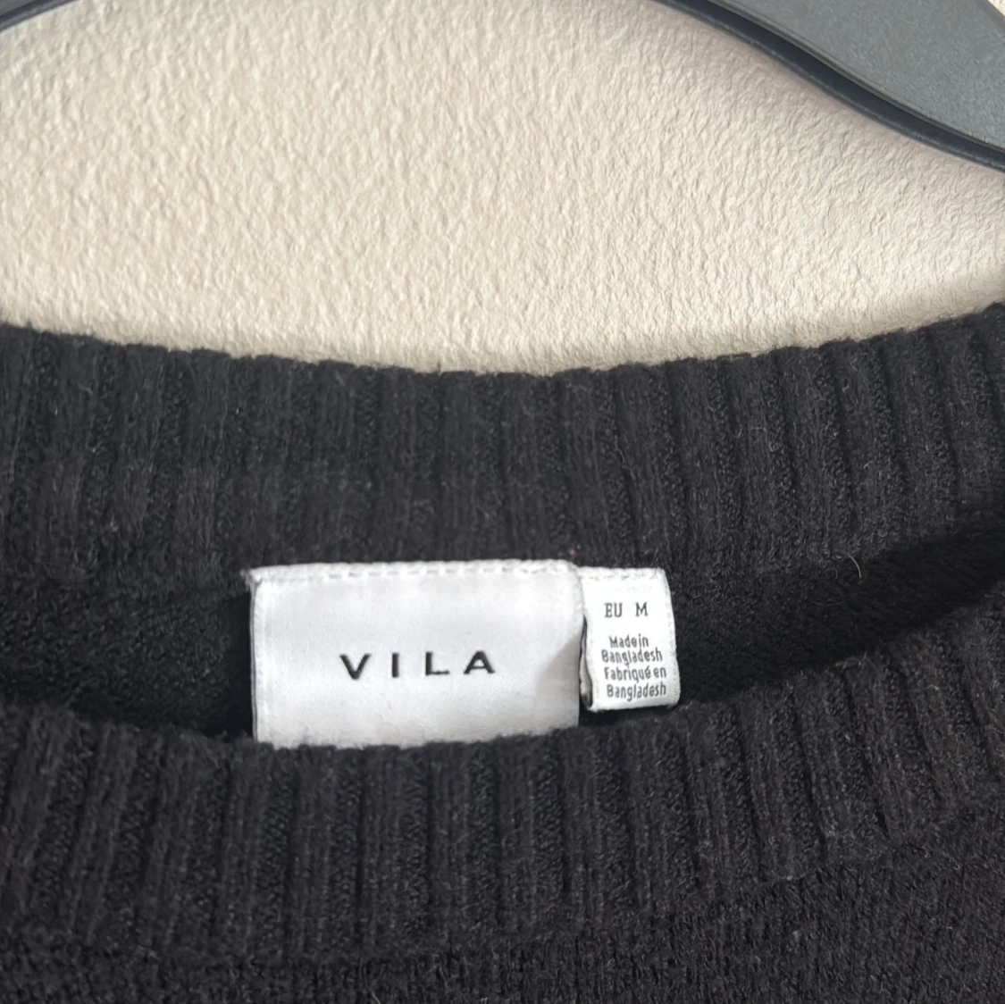 Svart tröja från Vila - 1