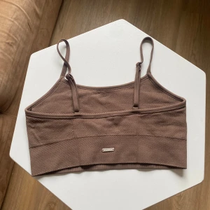 Aim’n sport bra - Sport bh från Aimn i mycket bra skick🤎✨