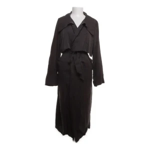 Svart trenchcoat från Minimarket - Lång svart trenchcoat från Minimarket 