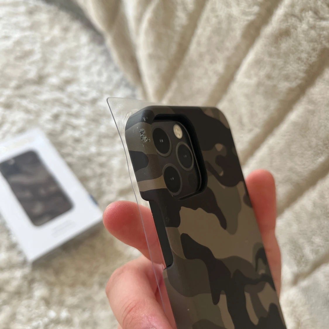  kamouflage skal från iDeal of Sweden - 2