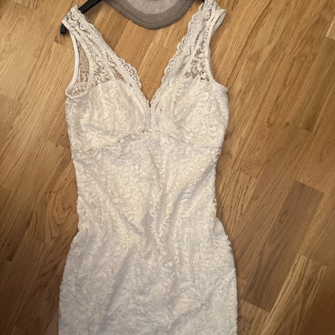 Vit spetsklänning/studentklänning - 2