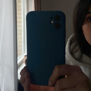 Mobilskal  - Säljer ett helt nytt oanvänt mobilskal för iPhone 11, Kan posta så snart som möjligt