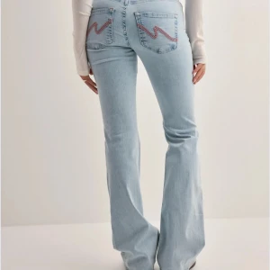 Jeans från Nelly - Super fina jeans ifrån Nelly!💫