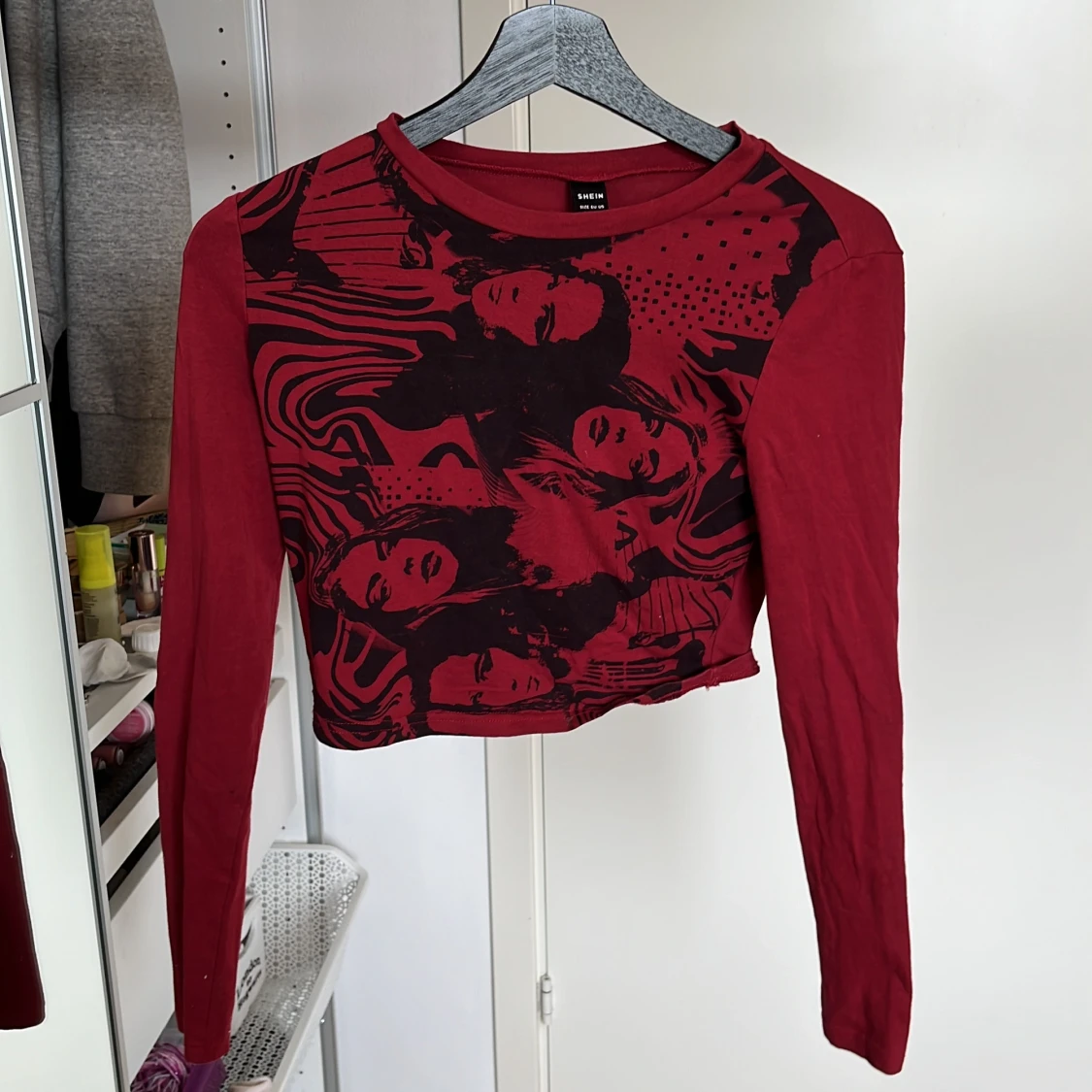Röd croppad långärmad tröja Shein