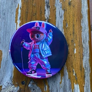 Labubu pins - Pins med Labubu. Ca 6cm.