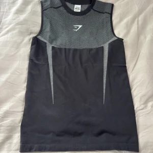 Gymshark Onyx V5 Tank/Linne | Medium - Onyx V5 Linne från senaste släppet. Helt ny och oanvänd. Storlek Medium.