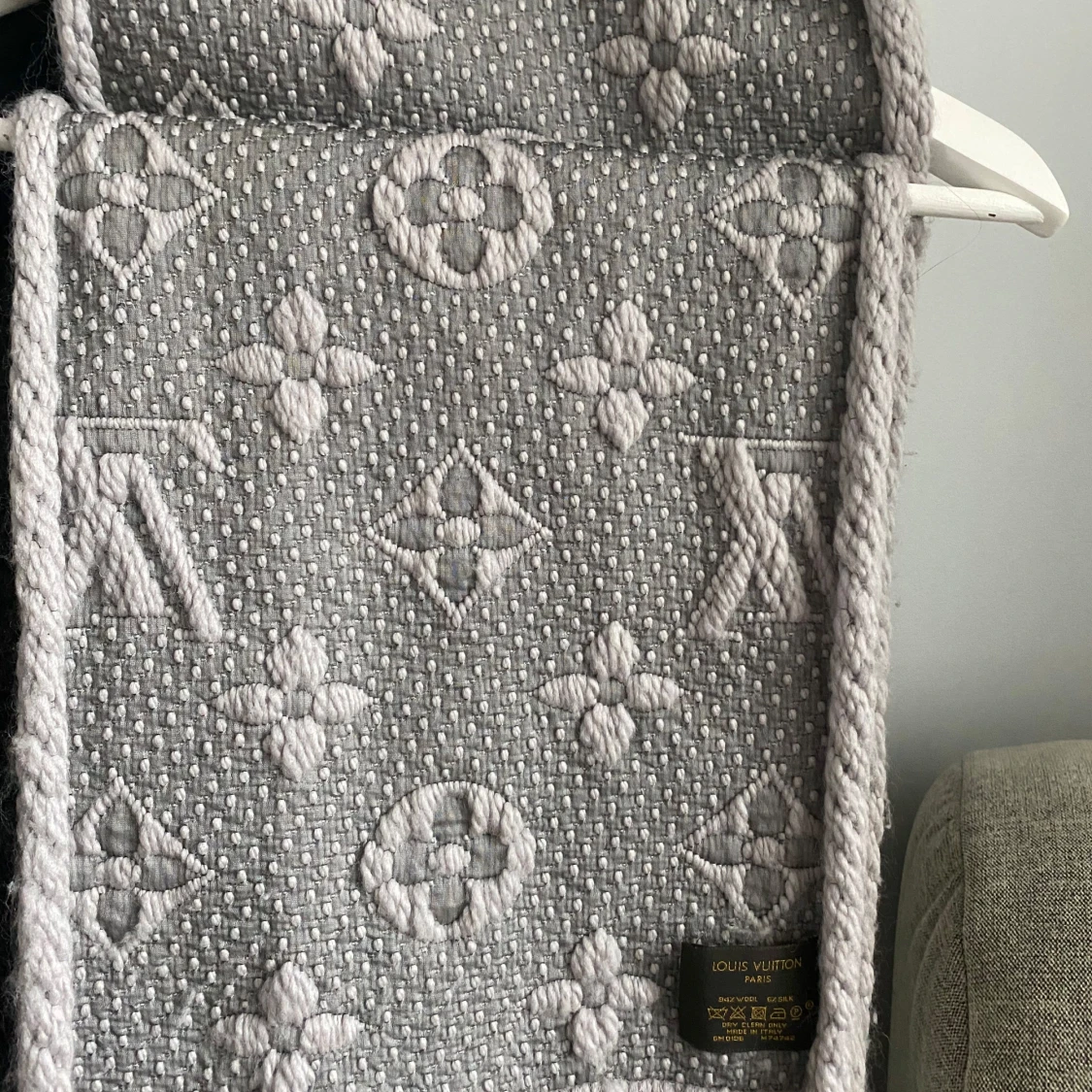 Grå Louis Vuitton halsduk i ull och silke - 2