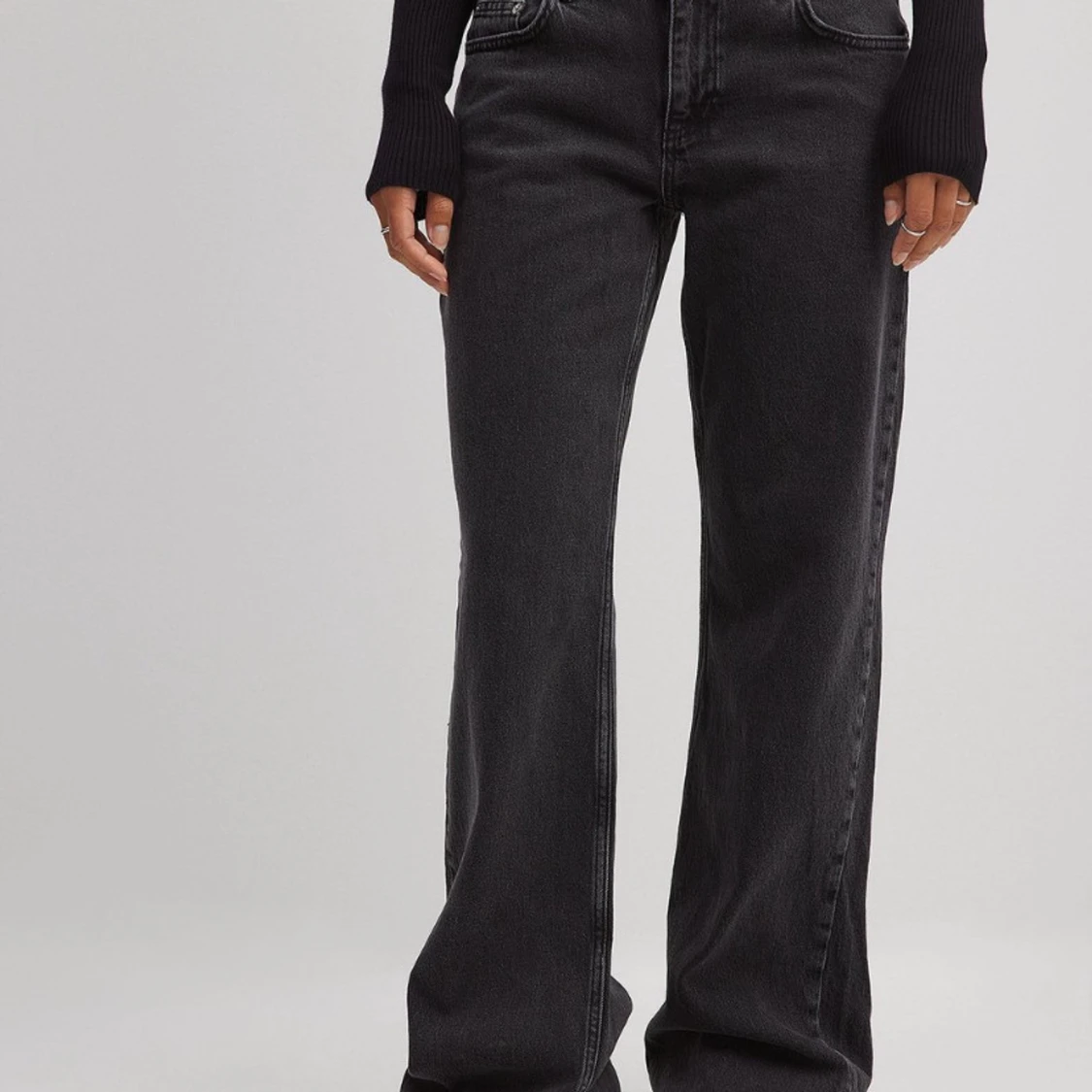 Svarta wide jeans med låg midja - 2