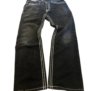 true religion jeans - svart vita true religion byxor‼️‼️