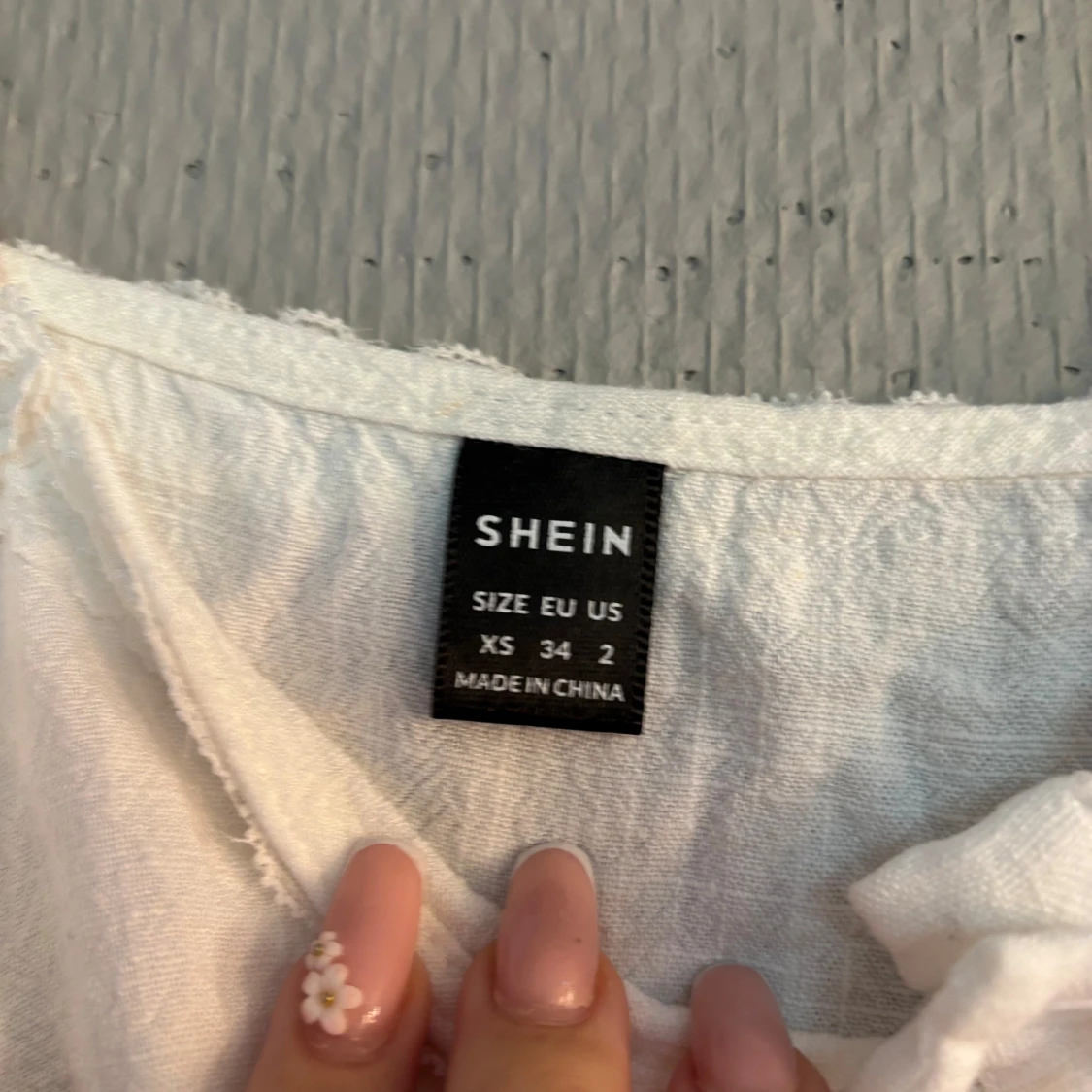 Vit linnetopp med spets från SHEIN - 1