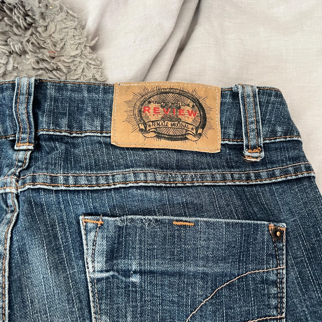 Blå bootcut jeans från Review - 4